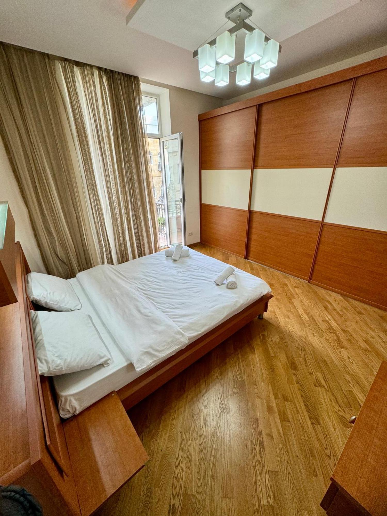Four Seasons Apartment By Baku Housing Buitenkant foto